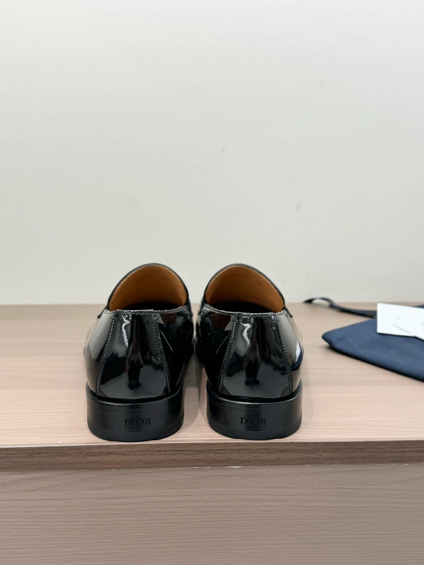 940💰 Dior high-end men's boutique casual leather shoes, imported cowhide upper, water-dyed cowhide lining, imported genuine leather outsole, perfect details, standard code 39-44 (38.45.46 customized, non-returnable and non-exchangeable),